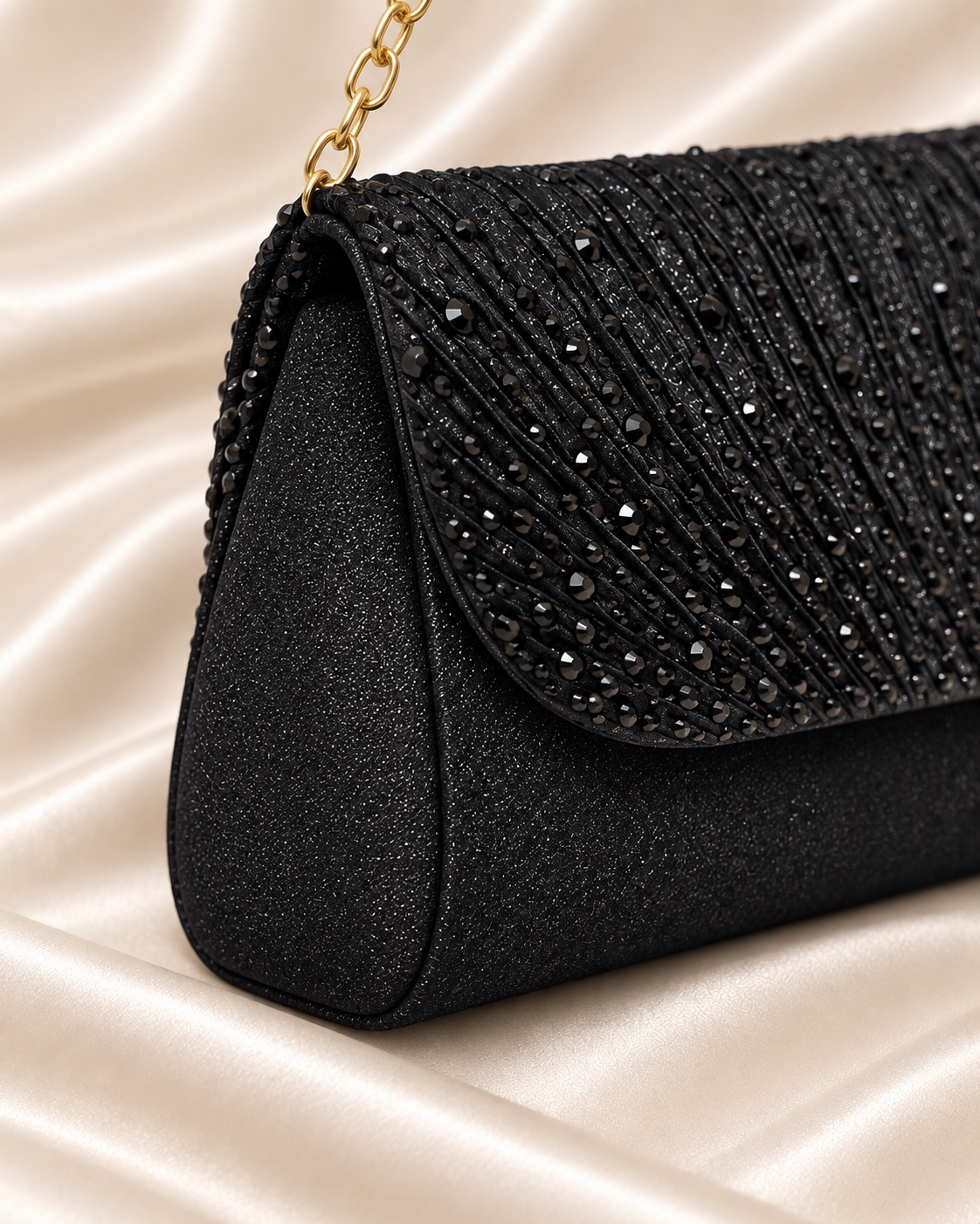Black clutch side detail