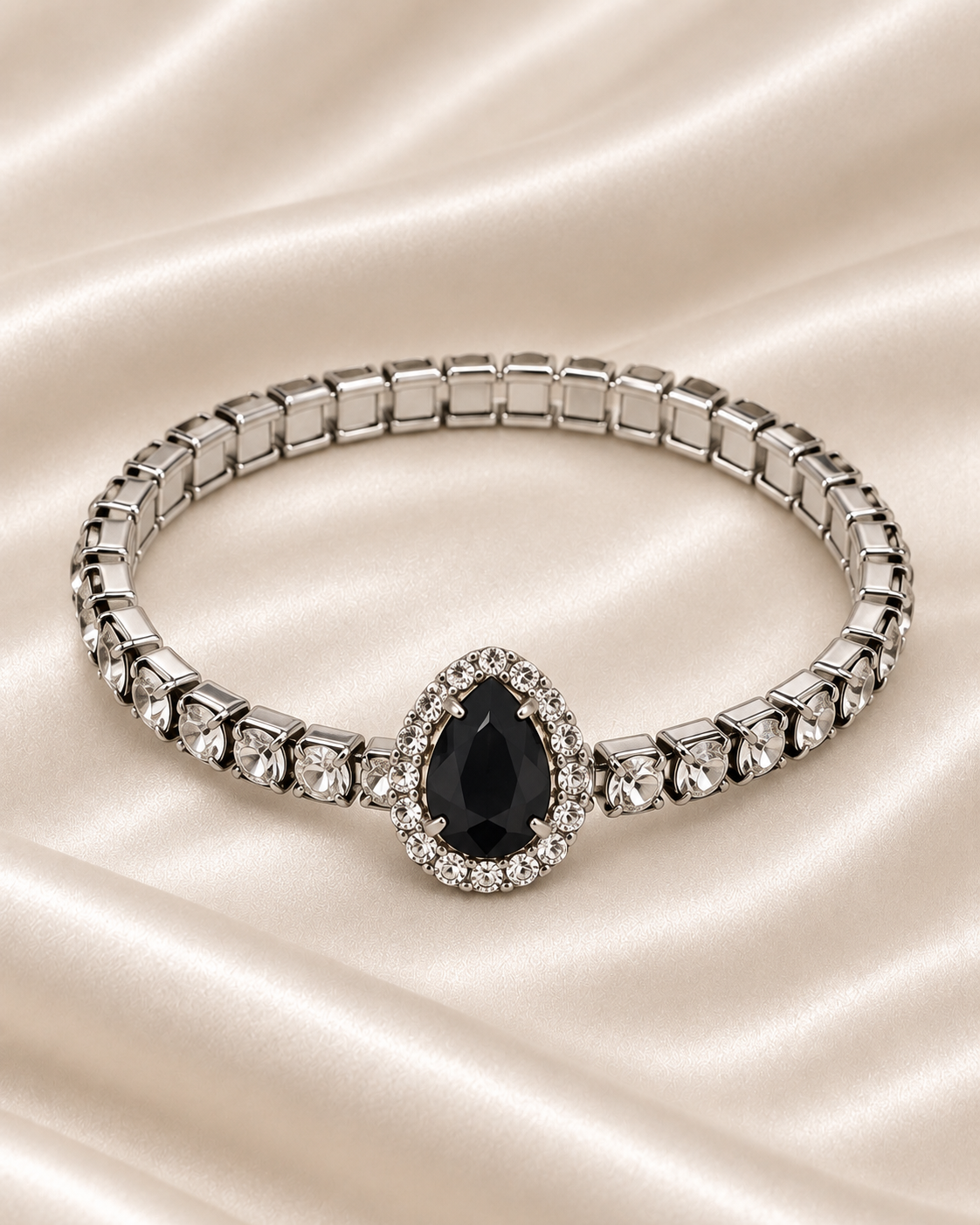 Black teardrop bracelet detail