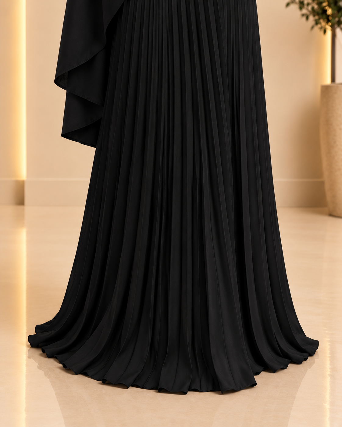 Pleated hem detail