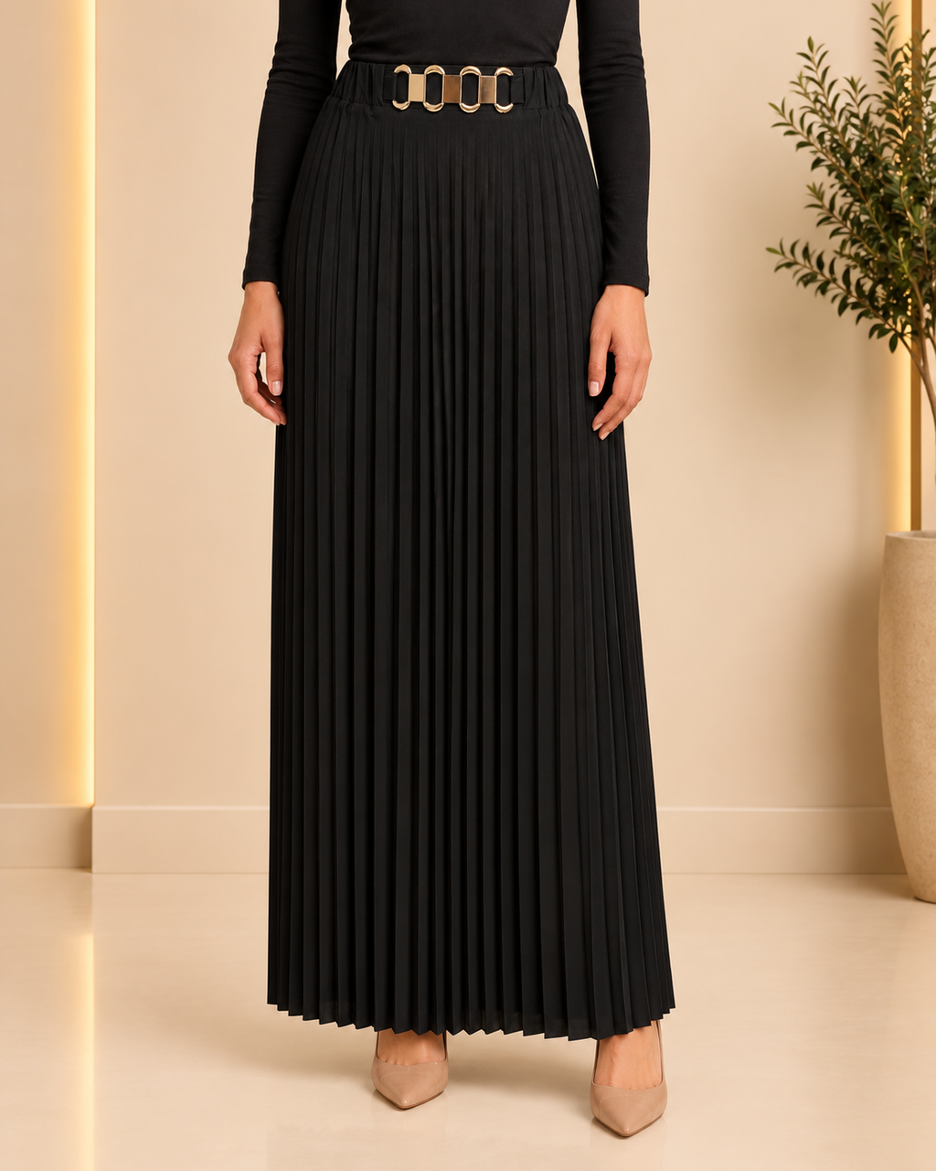 Black pleated skirt front pleat construction