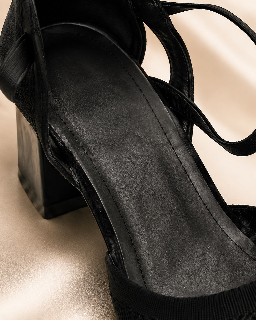 Black heel insole detail