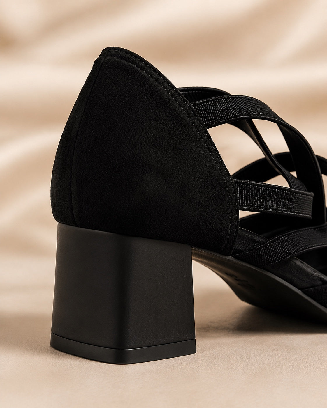 Black block heel back detail
