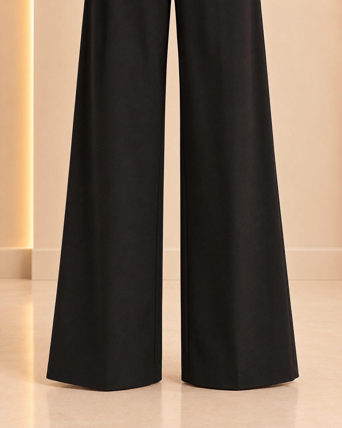 Wide leg trouser and hem detail