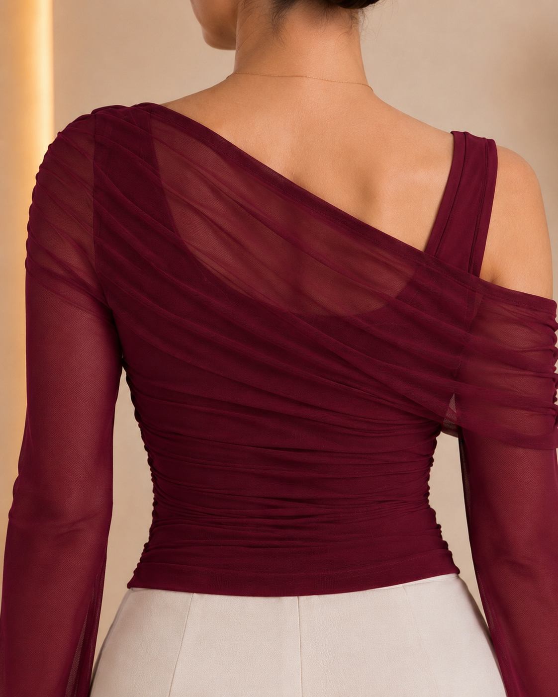 Back neckline and ruched panel detail