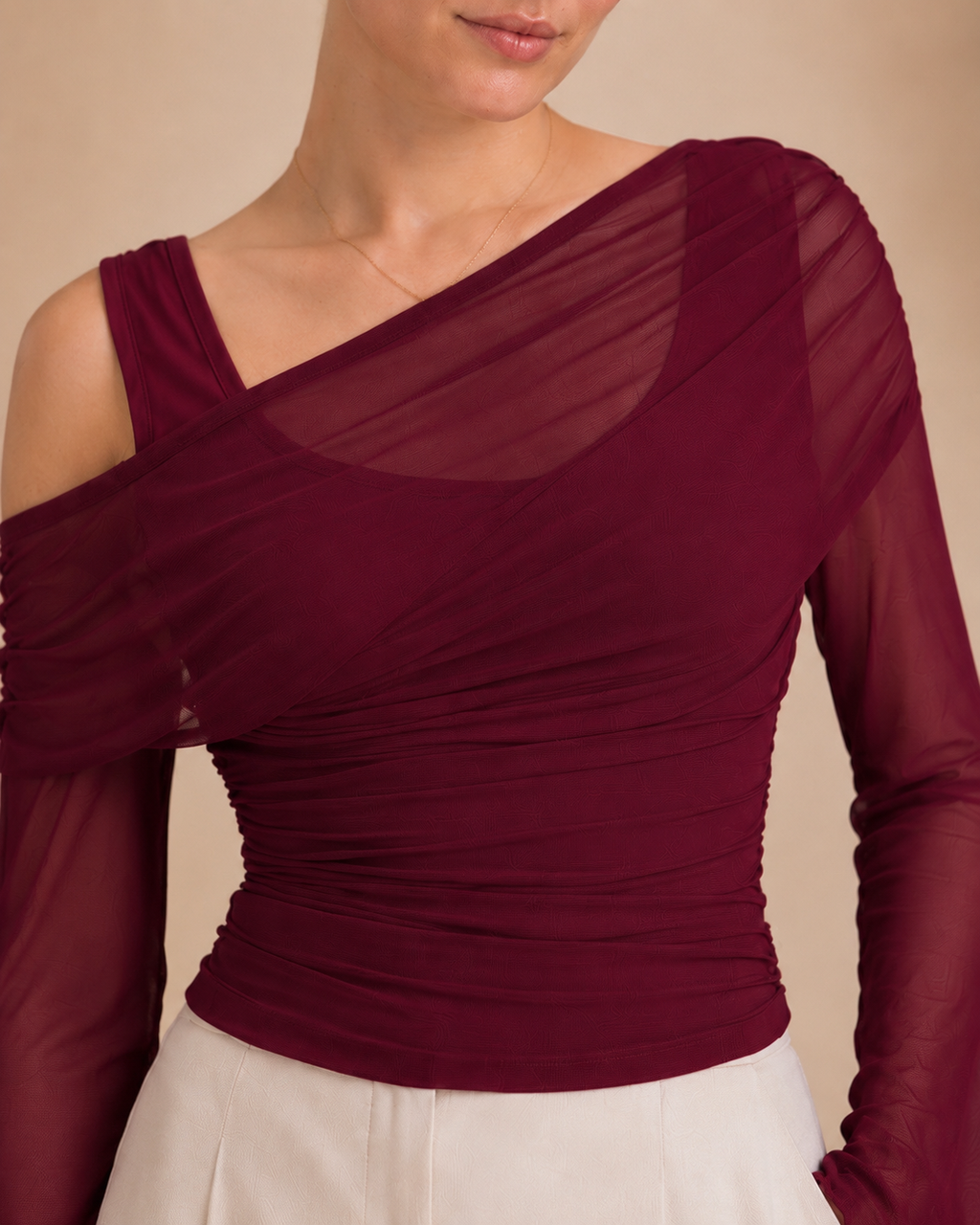 Asymmetric neckline detail