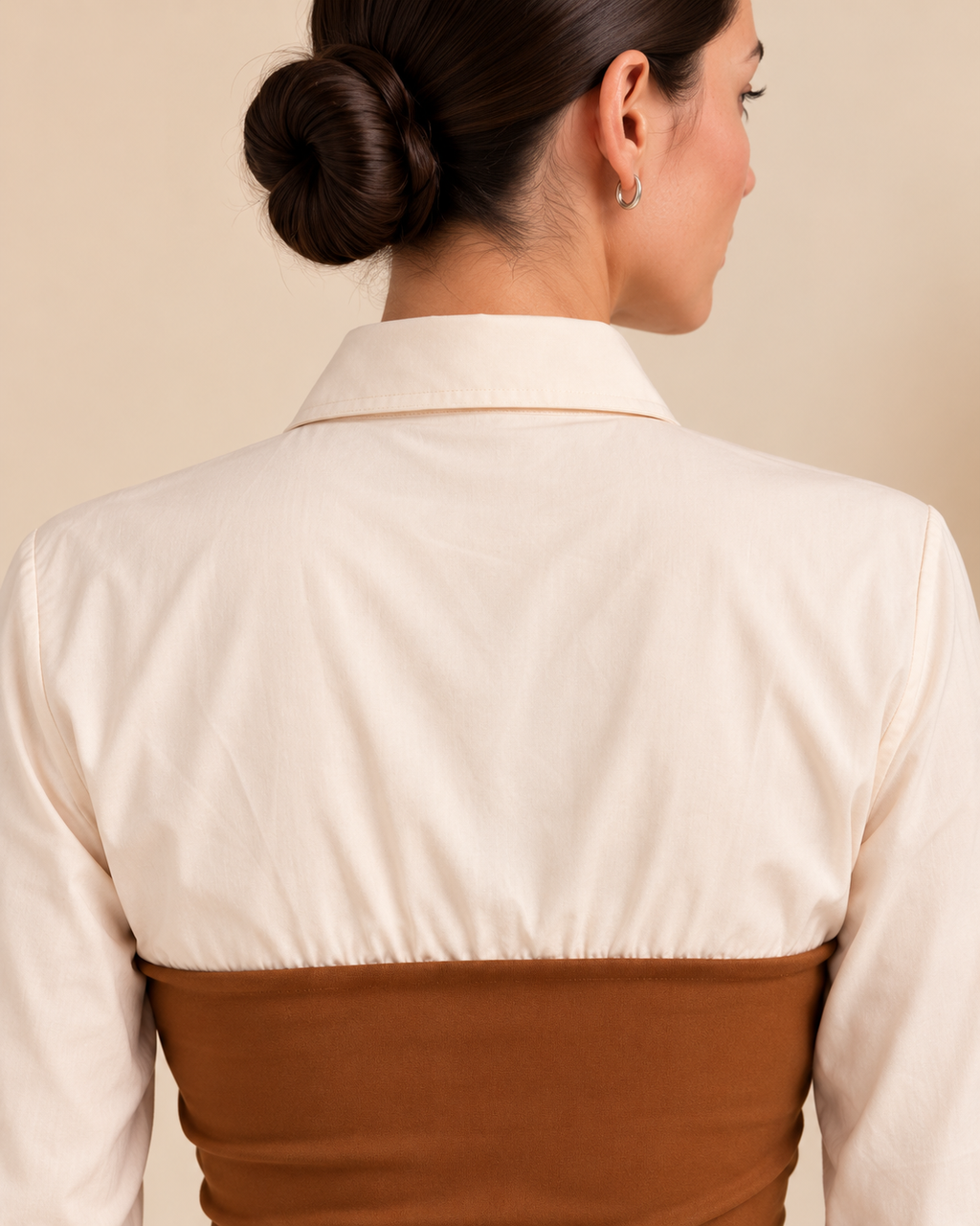 Back collar and caramel panel detail