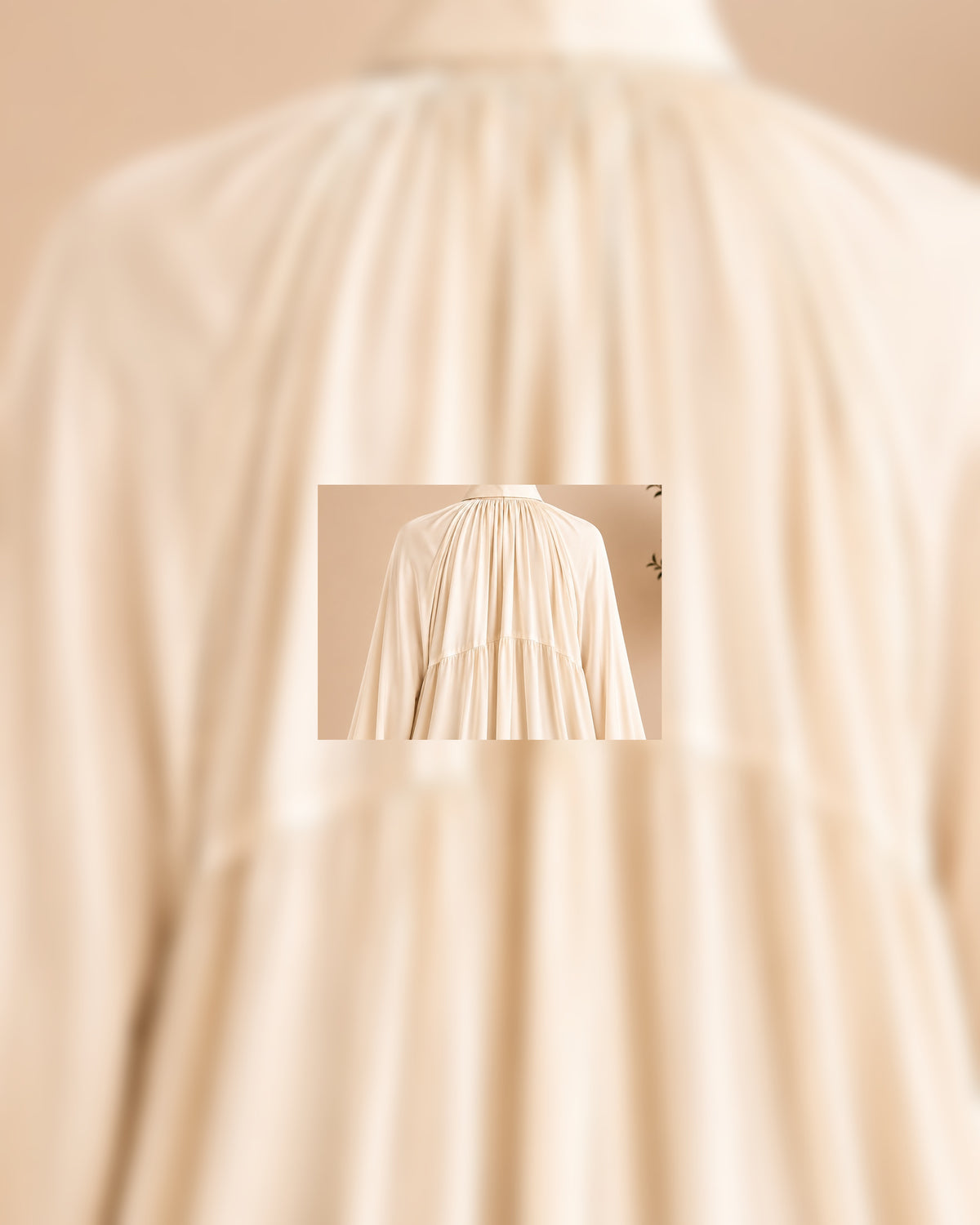 Back yoke seam and gathers detail