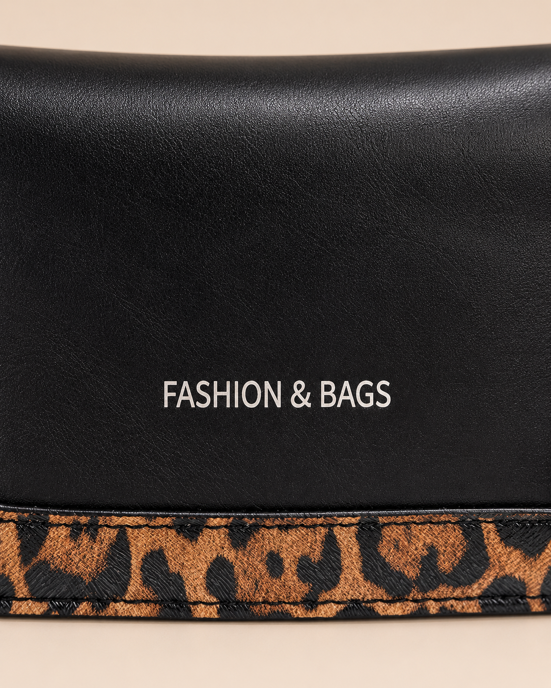 Black flap and logo detail