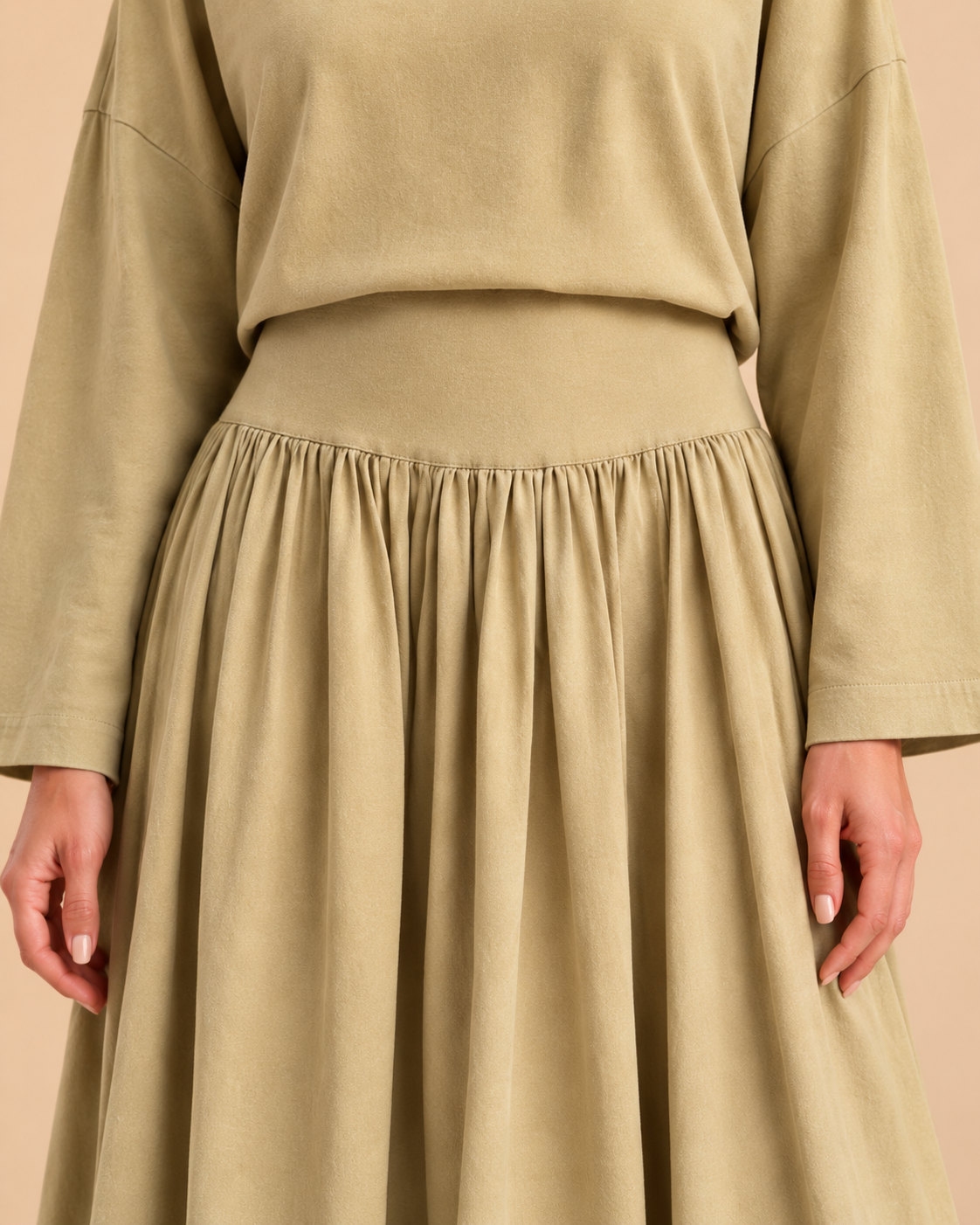 Waist detail