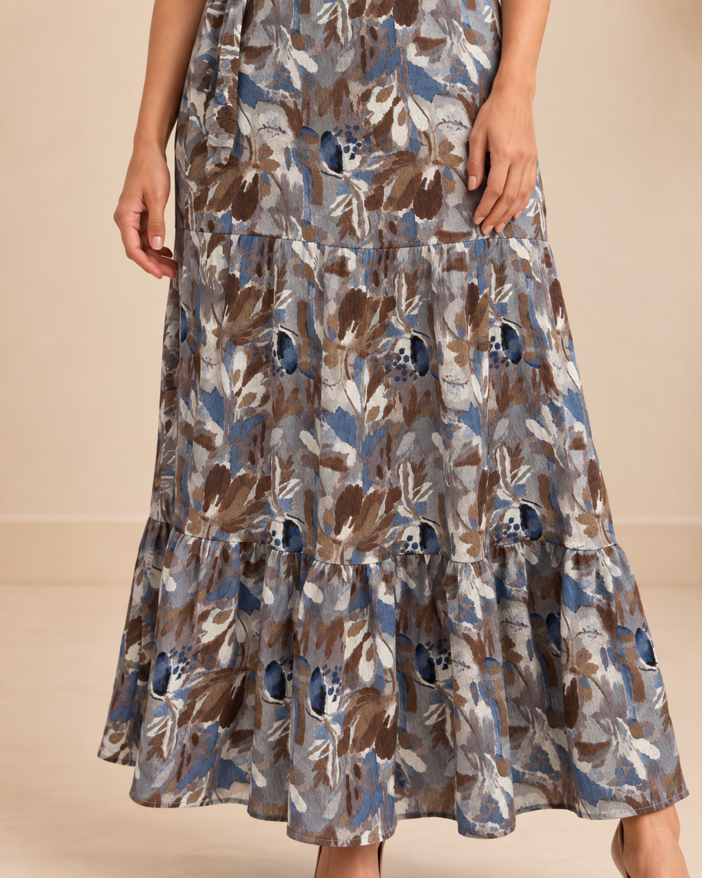 Tiered skirt seam detail