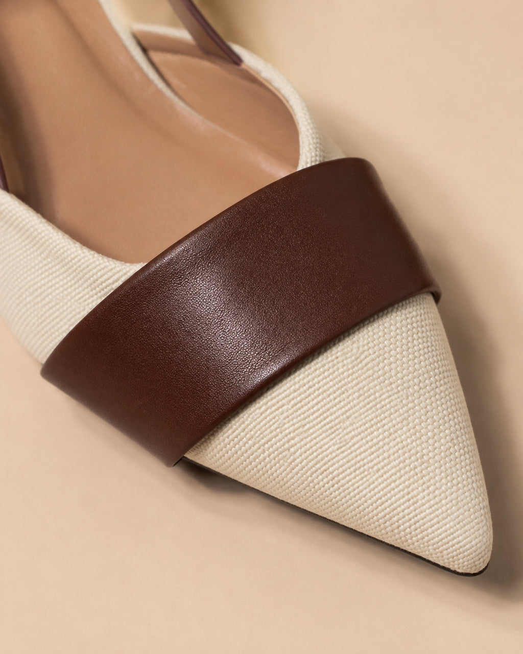 Two-tone canvas slingback heels - front detail