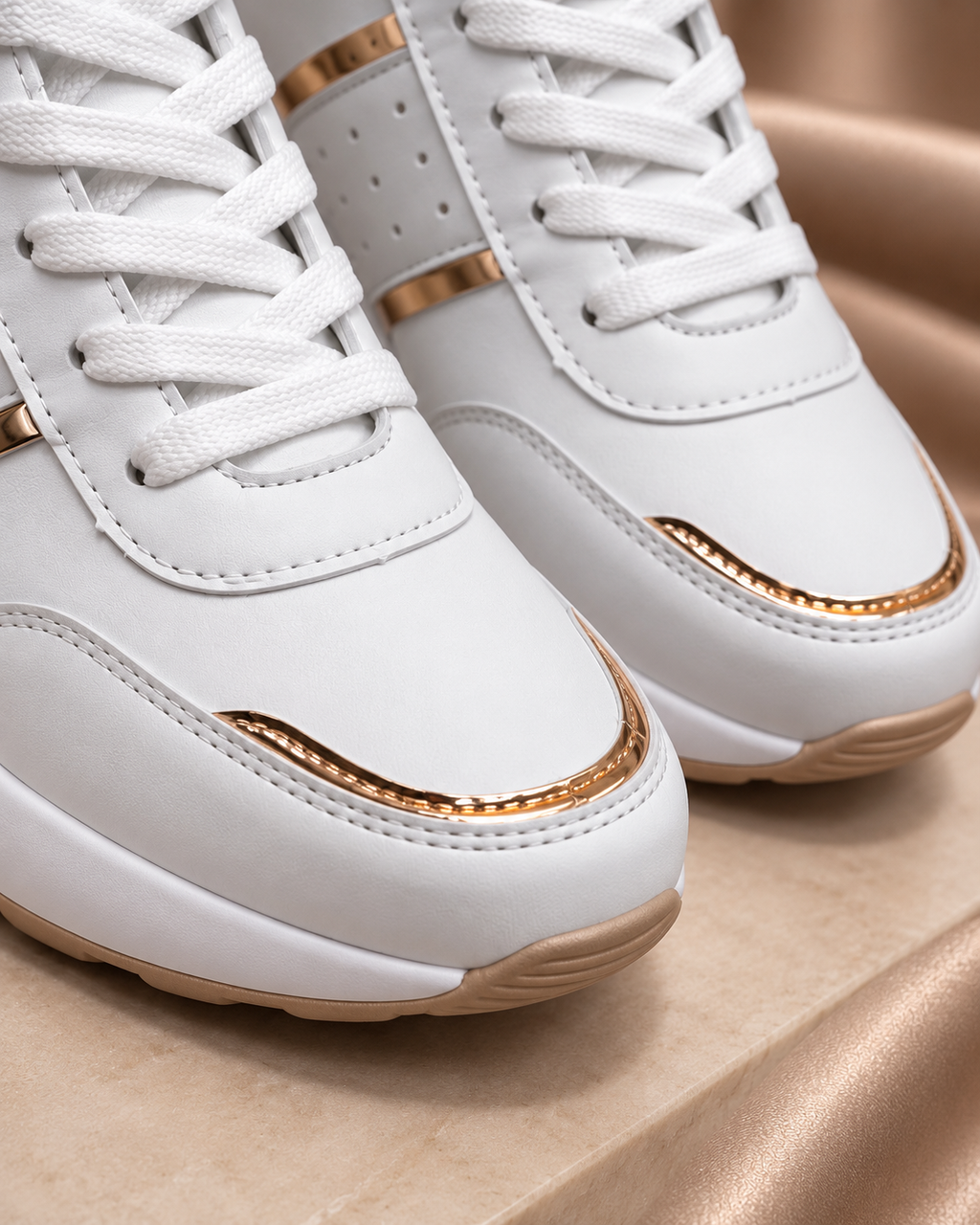 Toe and metallic trim detail