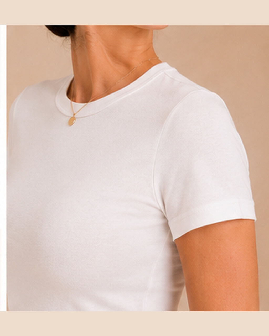White T-shirt sleeve shape detail